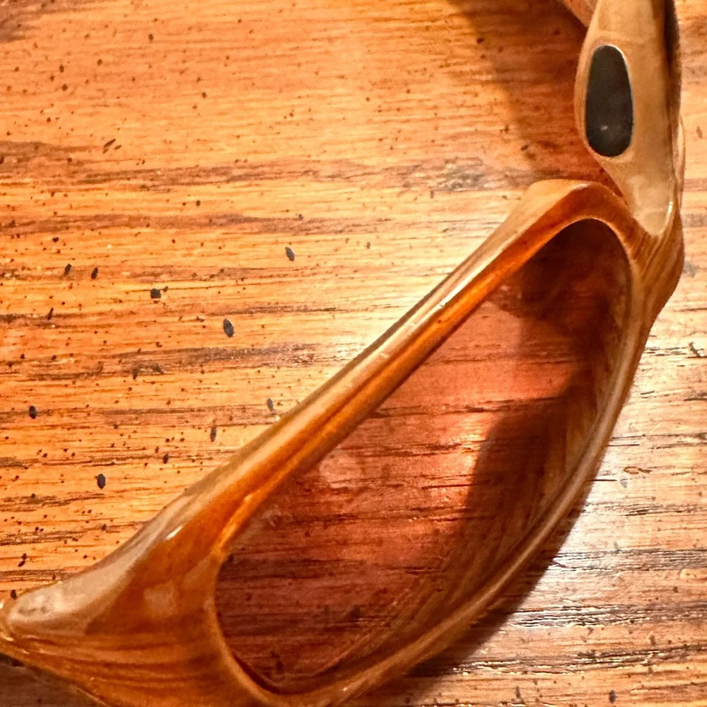 Maui Jim Polarized Sandstone Hibiscus Wrap MJ 134-22 Pre Loved AUTHENTIC